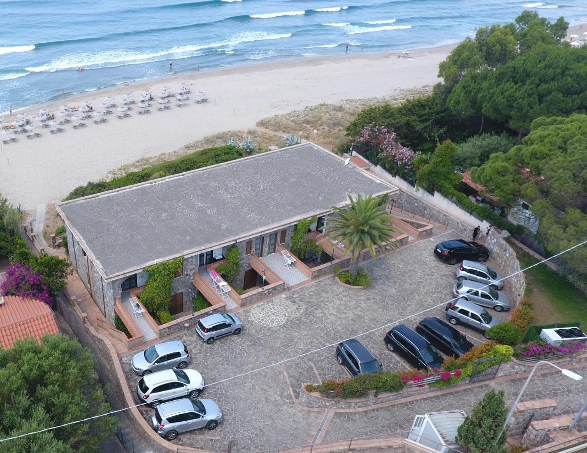 Residence Le Palme - Appartamenti Sul Mare - Spiaggia Tra Palinuro E Caprioli Pisciotta Eksteriør bilde